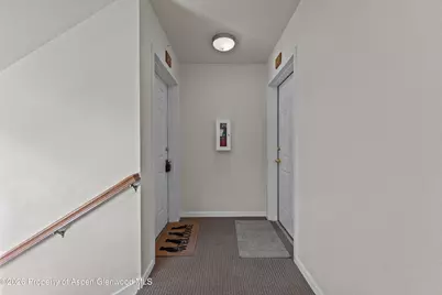 202 12th Street #201, Carbondale, CO 81623 - Photo 3