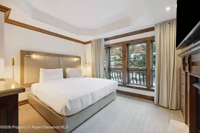 415 E Dean St, Unit 43, Week 11, Aspen, CO 81611 - Photo 11