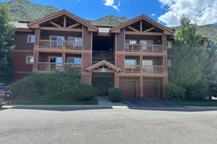 560 River View Dr, New Castle, CO 81647 - Photo 1