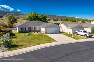 256 Cliff View Cir, Parachute, CO 81635 - Photo 17