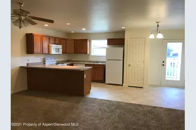 402 Yarrow Circle, Parachute, CO 81635 - Photo 5