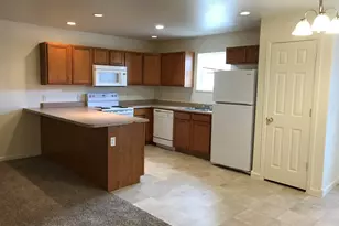 402 Yarrow Cir, Parachute, CO 81635 - Photo 3