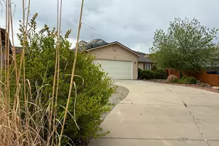 7 Alpine Ct, Parachute, CO 81635 - Photo 3