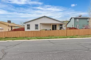 2606 Shawnee Ct, Rifle, CO 81650 - Photo 27