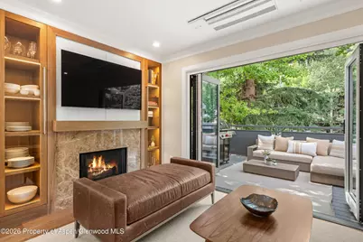 124 E Durant Avenue #Unit 1, Aspen, CO 81611 - Photo 5
