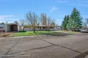 301 E View Dr, Hayden, CO 81639 - Photo 7