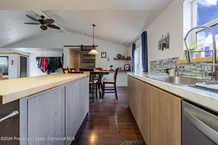 402 Apple Dr, New Castle, CO 81647 - Photo 9