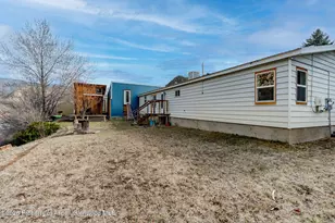 402 Apple Dr, New Castle, CO 81647 - Photo 13