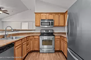 488 River View Dr, New Castle, CO 81647 - Photo 9