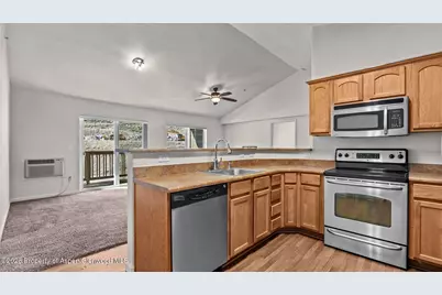488 River View Drive #407, New Castle, CO 81647 - Photo 11