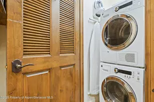 415 E Dean St Unit 48 Week 8, Aspen, CO 81611 - Photo 29