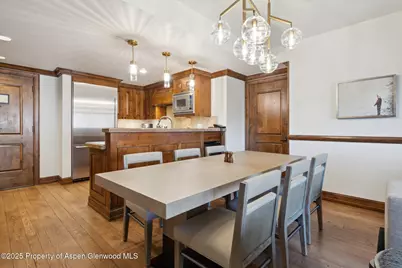 415 E Dean St, Unit 48, Week 8, Aspen, CO 81611 - Photo 11
