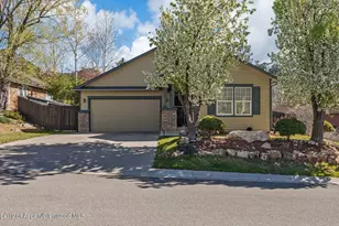 606 Lariat Loop, New Castle, CO 81647 - Photo 1