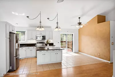 706 Oak Court, New Castle, CO 81647 - Photo 9
