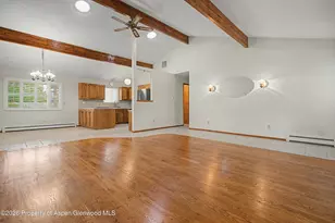 596 E Valley Ct, Grand Junction, CO 81504 - Photo 5