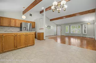 596 E Valley Ct, Grand Junction, CO 81504 - Photo 7