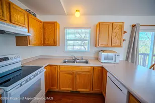 2319 Meadow Cir, Rifle, CO 81650 - Photo 3