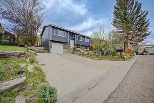 140 Hillside Ter, Craig, CO 81625 - Photo 3