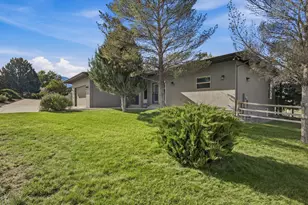 19 Meadow Creek Dr, Parachute, CO 81635 - Photo 3