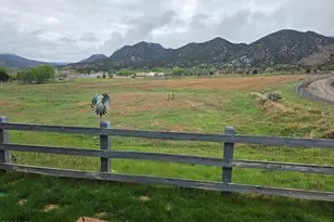 189 Redstone Dr, New Castle, CO 81647 - Photo 15