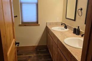 189 Redstone Dr, New Castle, CO 81647 - Photo 7