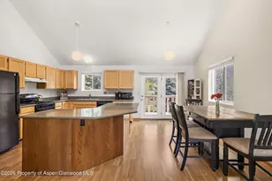 382 Summit Dr, Carbondale, CO 81623 - Photo 5
