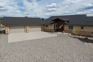 265 S Meadow Dr, Rifle, CO 81650 - Photo 5