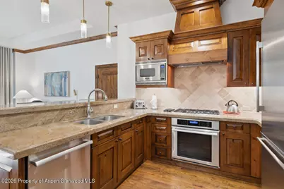 415 E Dean St, Unit 5, Week 5, Aspen, CO 81611 - Photo 9