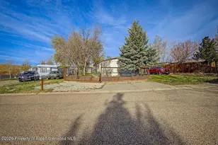 1642 Barclay St, Craig, CO 81625 - Photo 3