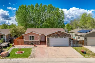 353 W Orchard Ave, Silt, CO 81652 - Photo 3