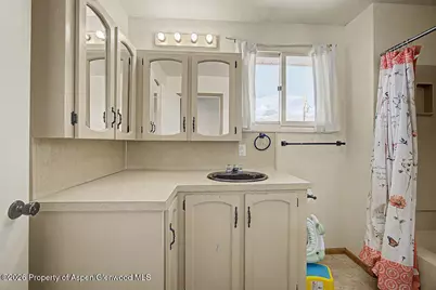 808 Fairway Boulevard, Craig, CO 81625 - Photo 21