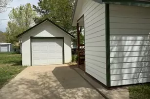 700 Taylor St, Craig, CO 81625 - Photo 9