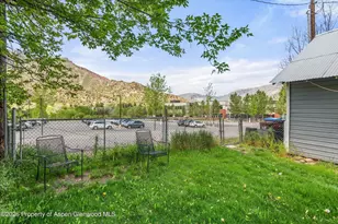 1011 Pitkin Ave, Glenwood Springs, CO 81601 - Photo 27