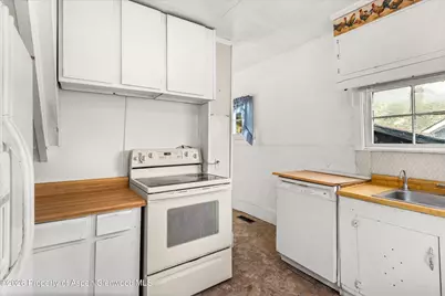 1011 Pitkin Avenue, Glenwood Springs, CO 81601 - Photo 13