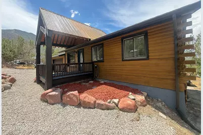319 Gleneagle Circle, New Castle, CO 81647 - Photo 3