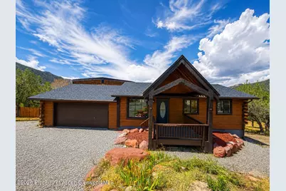 319 Gleneagle Circle, New Castle, CO 81647 - Photo 1