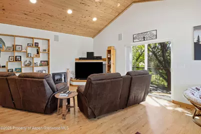 57 Ute Avenue, New Castle, CO 81647 - Photo 3