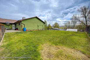 952 Green St, Craig, CO 81625 - Photo 9