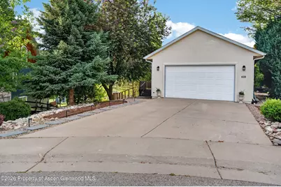 610 E 1st, New Castle, CO 81647 - Photo 41