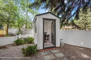 735 W Bleeker St, Aspen, CO 81611 - Photo 33