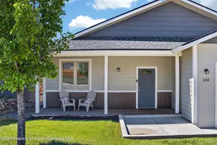 233 Roan Ct, Silt, CO 81652 - Photo 3