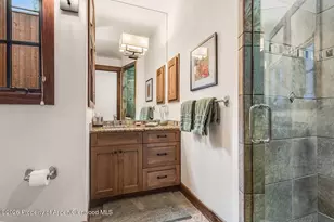 1354 Sierra Vista Dr, Aspen, CO 81611 - Photo 57