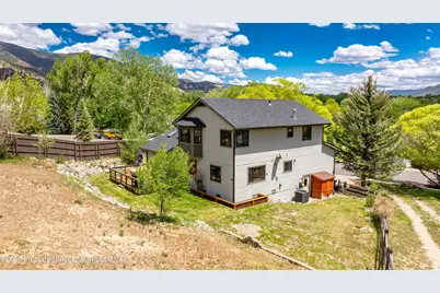 823 Mountain View Drive, New Castle, CO 81647 - Photo 5