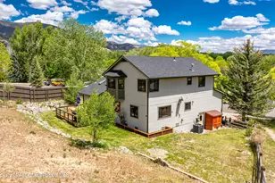 823 Mountain View Dr, New Castle, CO 81647 - Photo 5