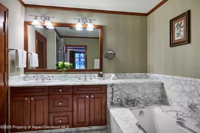 0075 Prospector Road #8307-9, Aspen, CO 81611 - Photo 9