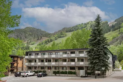 100 E Dean Street #1e, Aspen, CO 81611 - Photo 9
