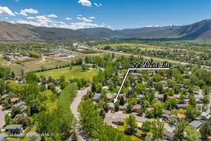 27 Pica Ln, Carbondale, CO 81623 - Photo 11