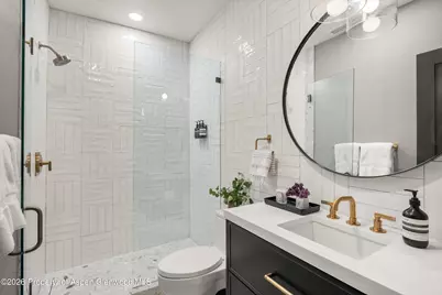 507 W Main Street #C-201, Aspen, CO 81611 - Photo 33