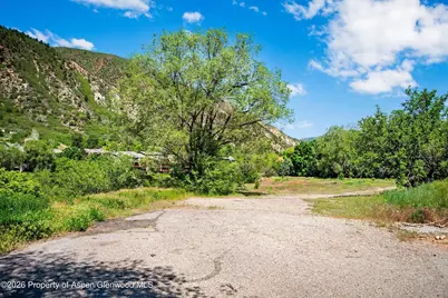2525 S Grand Avenue, Glenwood Springs, CO 81601 - Photo 17