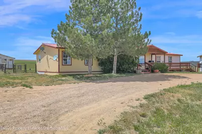 587 Roberts Road, Craig, CO 81625 - Photo 3